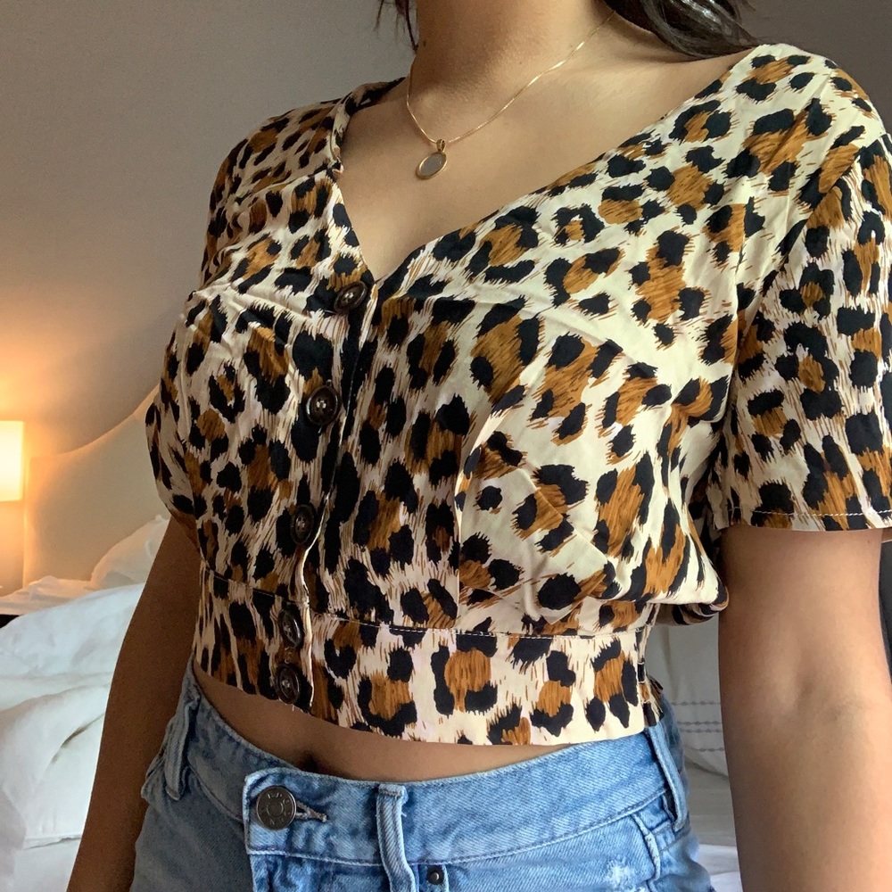 pacsun leopard print top